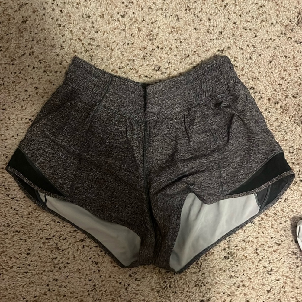 Lululemon size 6reg shorts